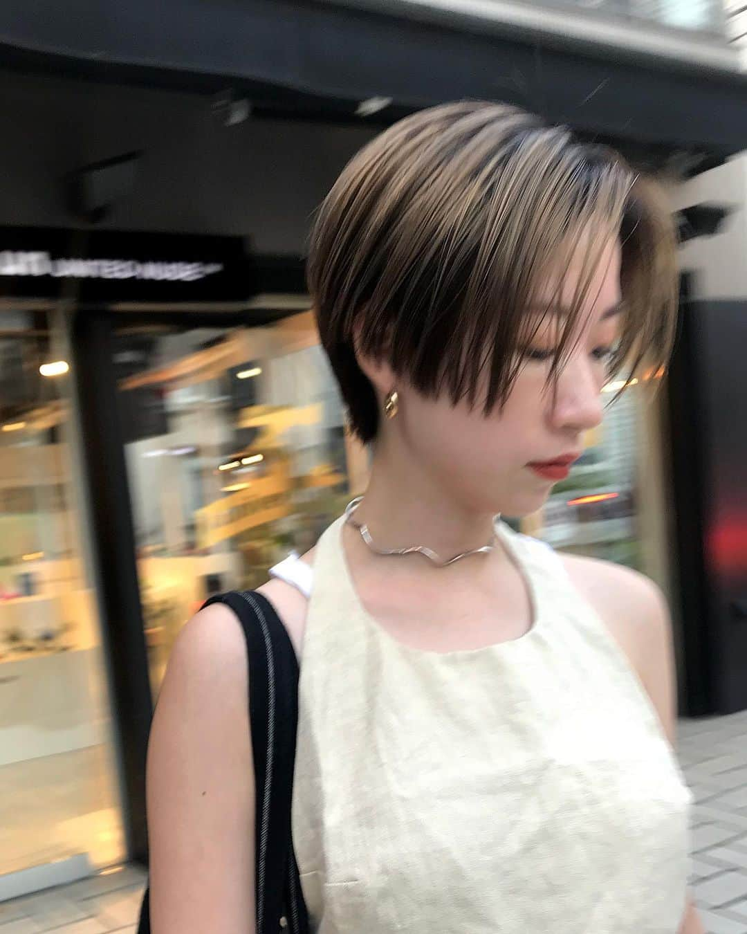 ショートヘアカタログ・紺野 善仙さんのインスタグラム写真 - (ショートヘアカタログ・紺野 善仙Instagram)「今日のオーダー、ライン感 #紺野ショート」7月18日 23時24分 - nori190