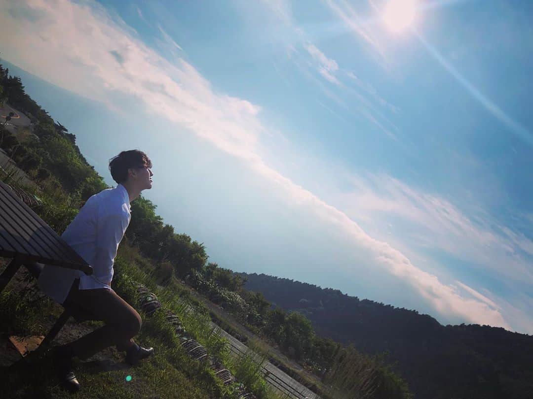 穴井隆文のインスタグラム：「I miss the sun.﻿ ﻿ ﻿ #taabow #tabophoto」