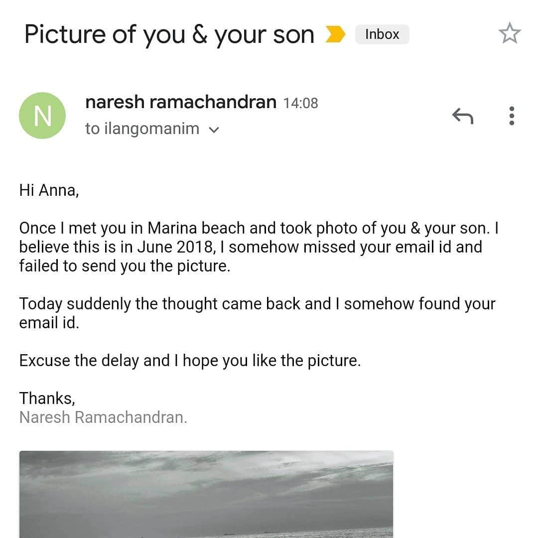のインスタグラム：「It was a beautiful day (9th June 2018), a father along with his two sons were playing in Marina beach and @nareshrphotography who was admiring this from a distance took few pictures of them. Then he walked to the father, showed the pictures and took his email id to share it with him, but somehow down the line it never happend.   Cut to 18th July 2020, almost after 2years this what has happened between two complete strangers with an unexpected email which brought smile and happiness in both.   The conversation between the strangers and the photos of the cute bond captured betwen the father & son are attached here.   Also I would like to share this small note with you all 😊  Life is way too short than we always imagined, so never Miss a Chance to Walk in the Rain, Splash in the Puddles, Dance, Sing, Talk with Strangers, Always Smile at Everyone, Try out new things, Laugh at every chance you get, Be kind to one another and Help others.  #positivityamidstpandemic #livelifetothefullest #noregrets #lifeiswaytooshort #loveisallweneed #staysafe #shotononeplus」