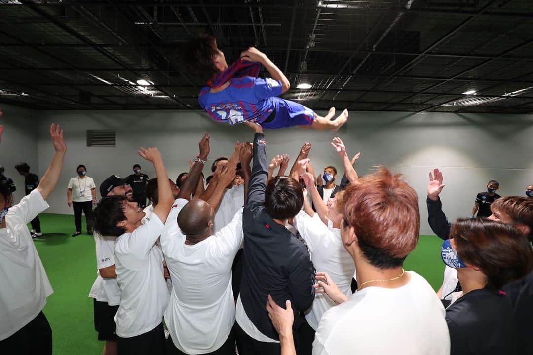 のインスタグラム：「. FC東京最高！！！！スパシーバ！！」