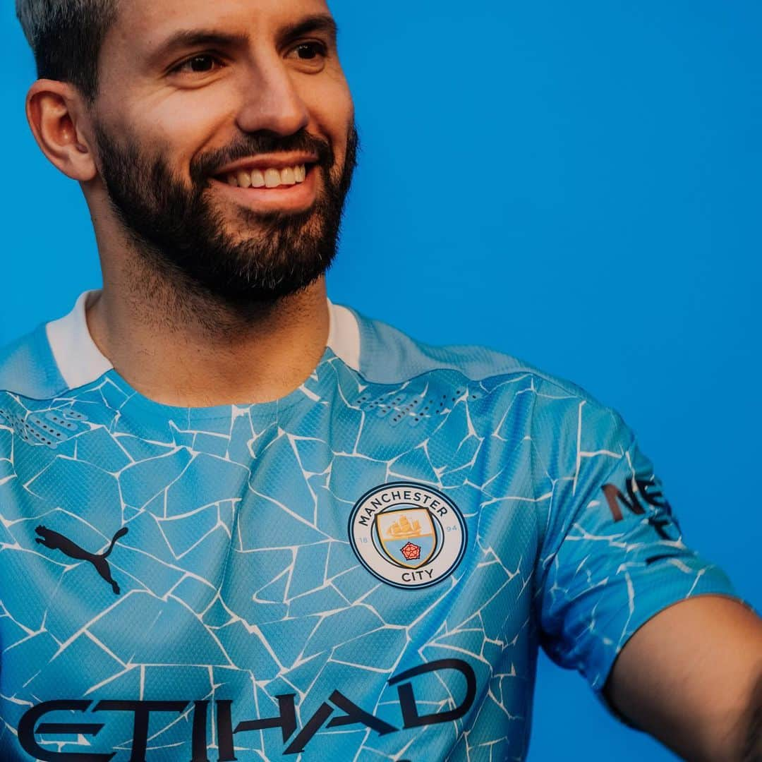 マンチェスター・シティFCさんのインスタグラム写真 - (マンチェスター・シティFCInstagram)「New home kit debut incoming at Wembley! 💎 #mancity #thisisourcity」7月19日 0時31分 - mancity