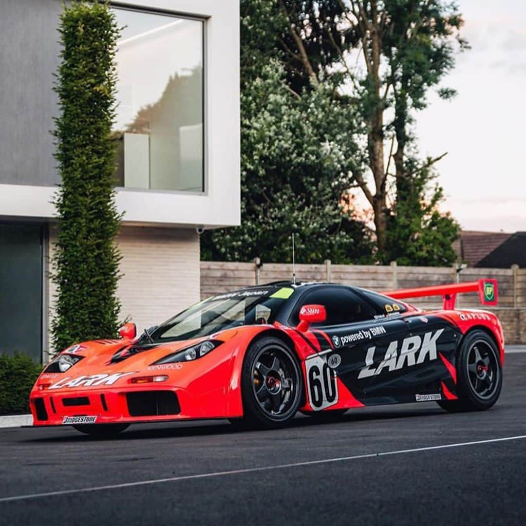 Amazing Carsのインスタグラム：「McLaren F1 GTR😍  Photo via: @tfjj   Second page: @M85Media  Other page: @StancedAutohaus  #McLaren #F1 #GTR #F1GTR #AmazingCars247」