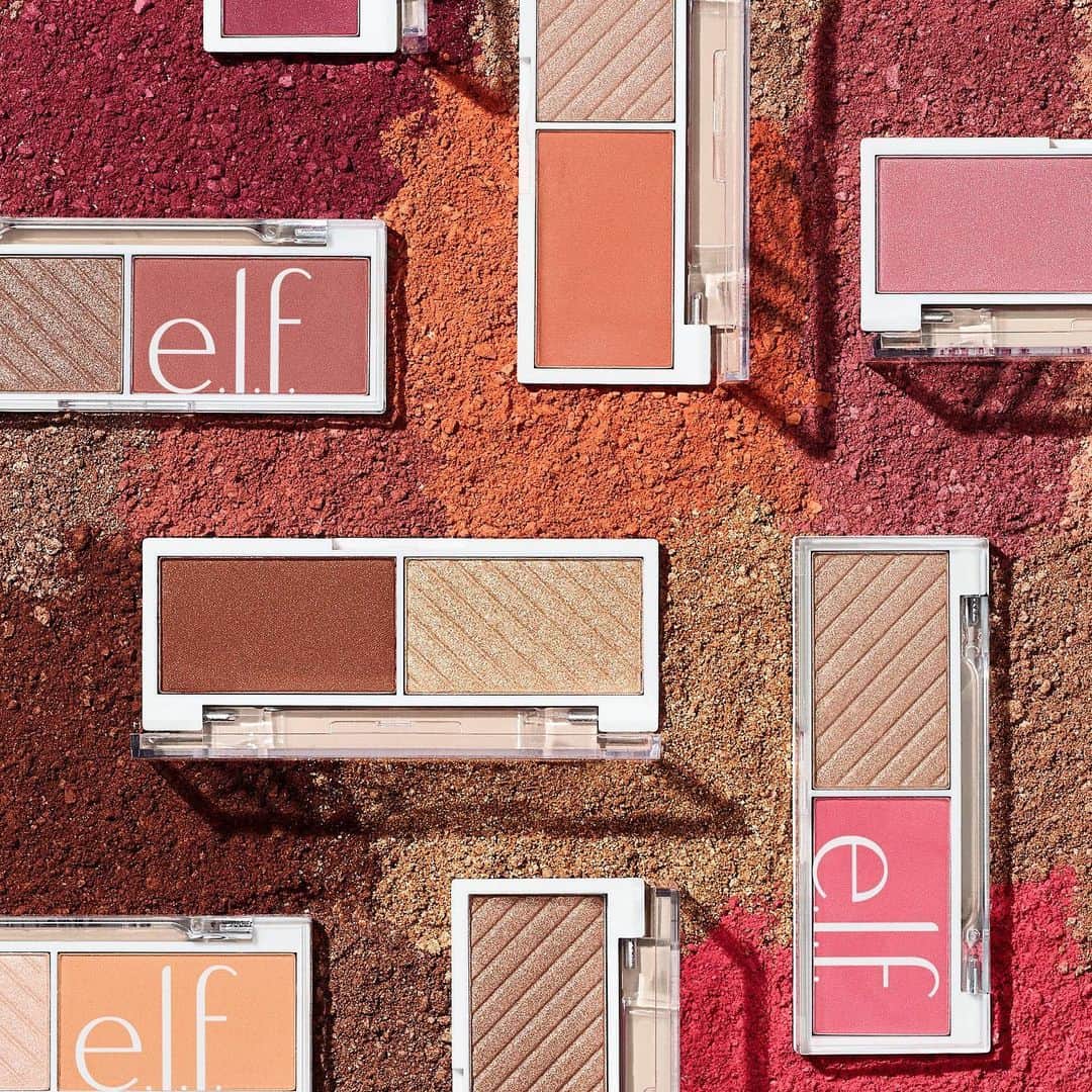 e.l.f.さんのインスタグラム写真 - (e.l.f.Instagram)「Introducing our ✨NEW✨Bite-Size Face Duos! Get an on-the-go cheeky glow with these highly-pigmented highlighter, blush, and bronzer duos.  Why we ❤️them: -versatile for every skin tone -$3! -easily blendable formula  -perfect size for on-the-go  Available on our website and exclusively at @walmart in early August😍 #eyeslipsface #elfingamazing #elfcosmetics #crueltyfree #vegan」7月19日 0時33分 - elfcosmetics