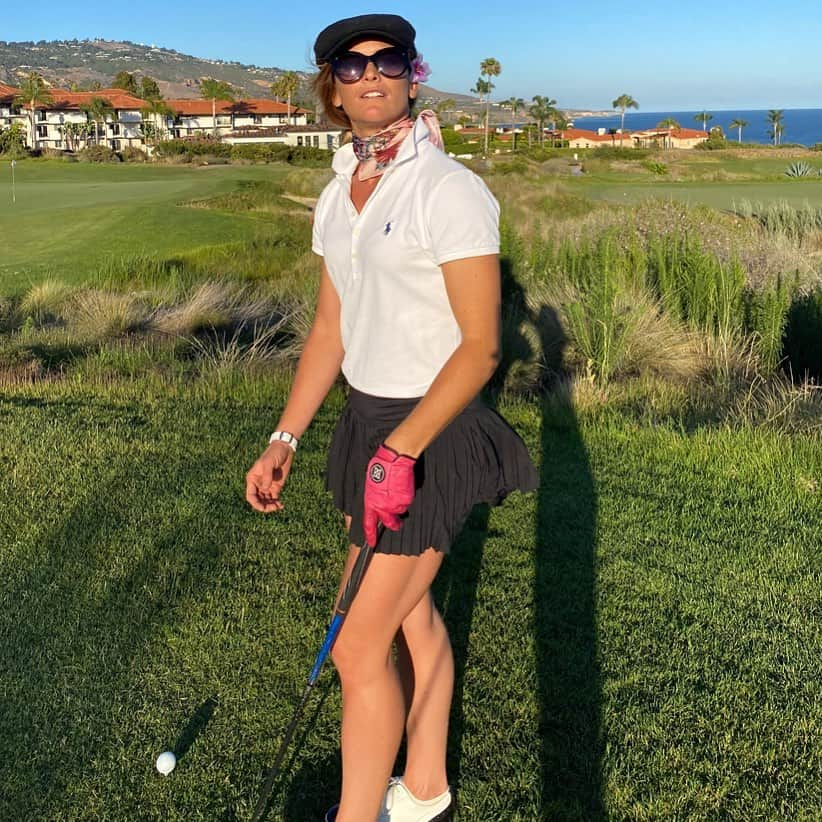 コートニー・コンローグさんのインスタグラム写真 - (コートニー・コンローグInstagram)「Evening golf with the Captain @sam1luv_81 @poloralphlauren」7月19日 1時09分 - courtneyconlogue