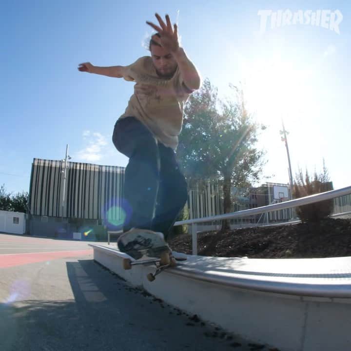 スラッシャーのインスタグラム：「More MAGIC from @jaakkoojanen ✨  As seen in his DOMINO part for @dc_skateboarding 🛹」