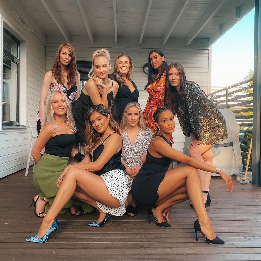 チャチー・ゴンザレスのインスタグラム：「🖤 G I R L S  N I G H T 🖤」