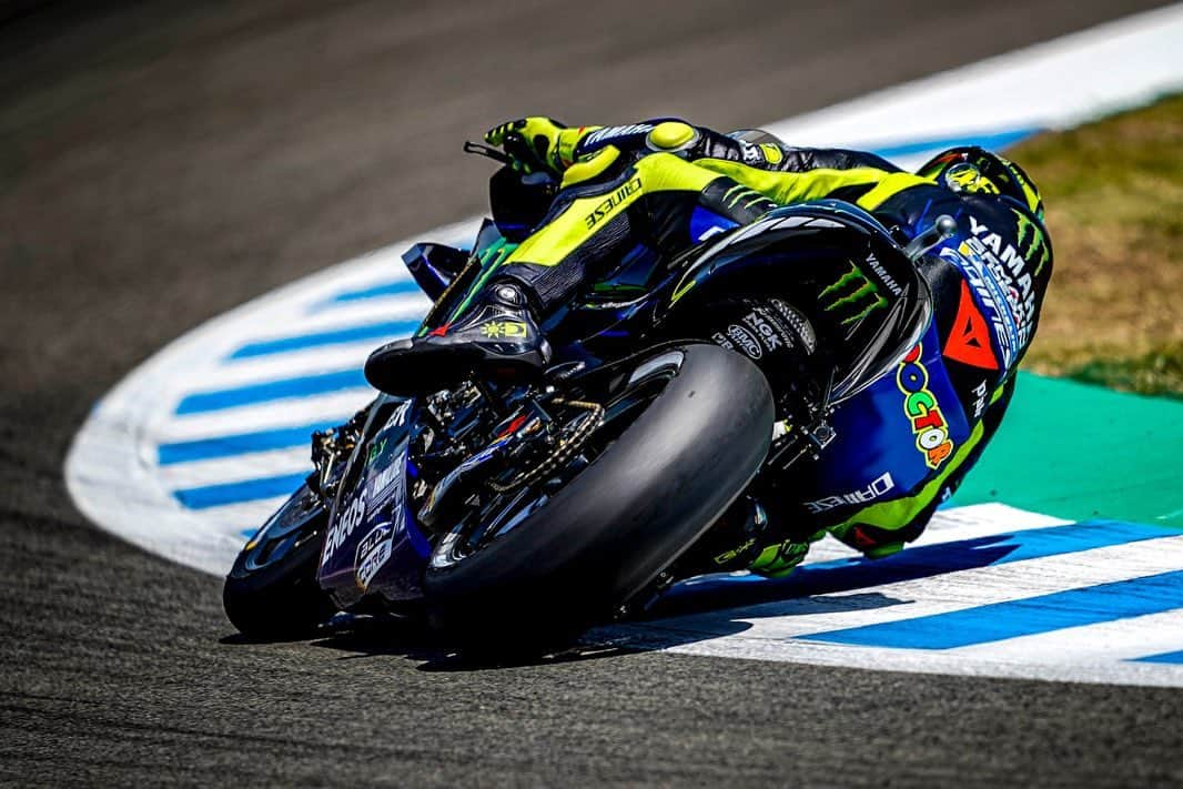 バレンティーノ・ロッシさんのインスタグラム写真 - (バレンティーノ・ロッシInstagram)「Circuito de Jerez,Spain Saturday,official practice  📸 @falex79 @gigisoldano」7月19日 6時11分 - valeyellow46