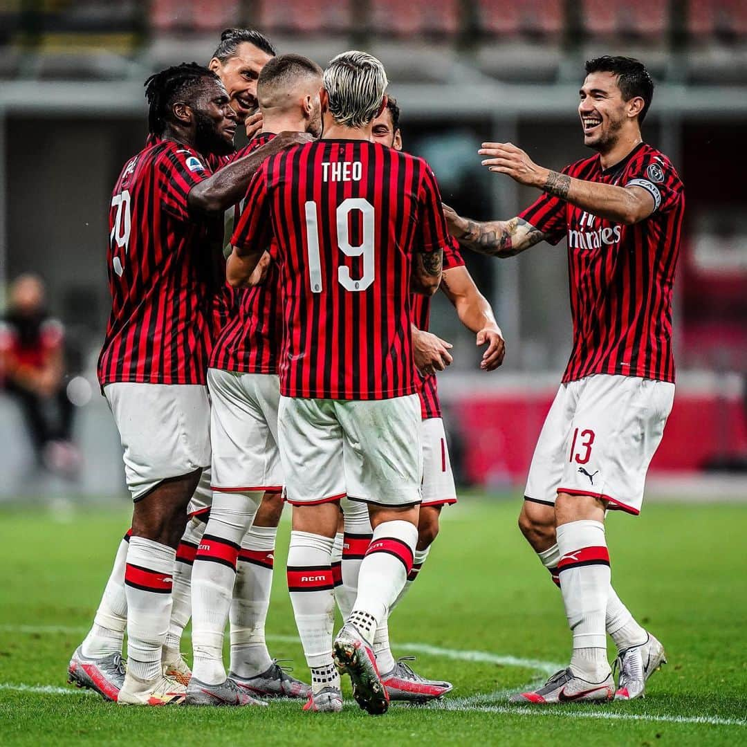 ACミランさんのインスタグラム写真 - (ACミランInstagram)「Man on a mission 😉🔴⚫️ Keep it up, boys! 👊 #MilanBologna 4-1 #SempreMilan」7月19日 6時16分 - acmilan