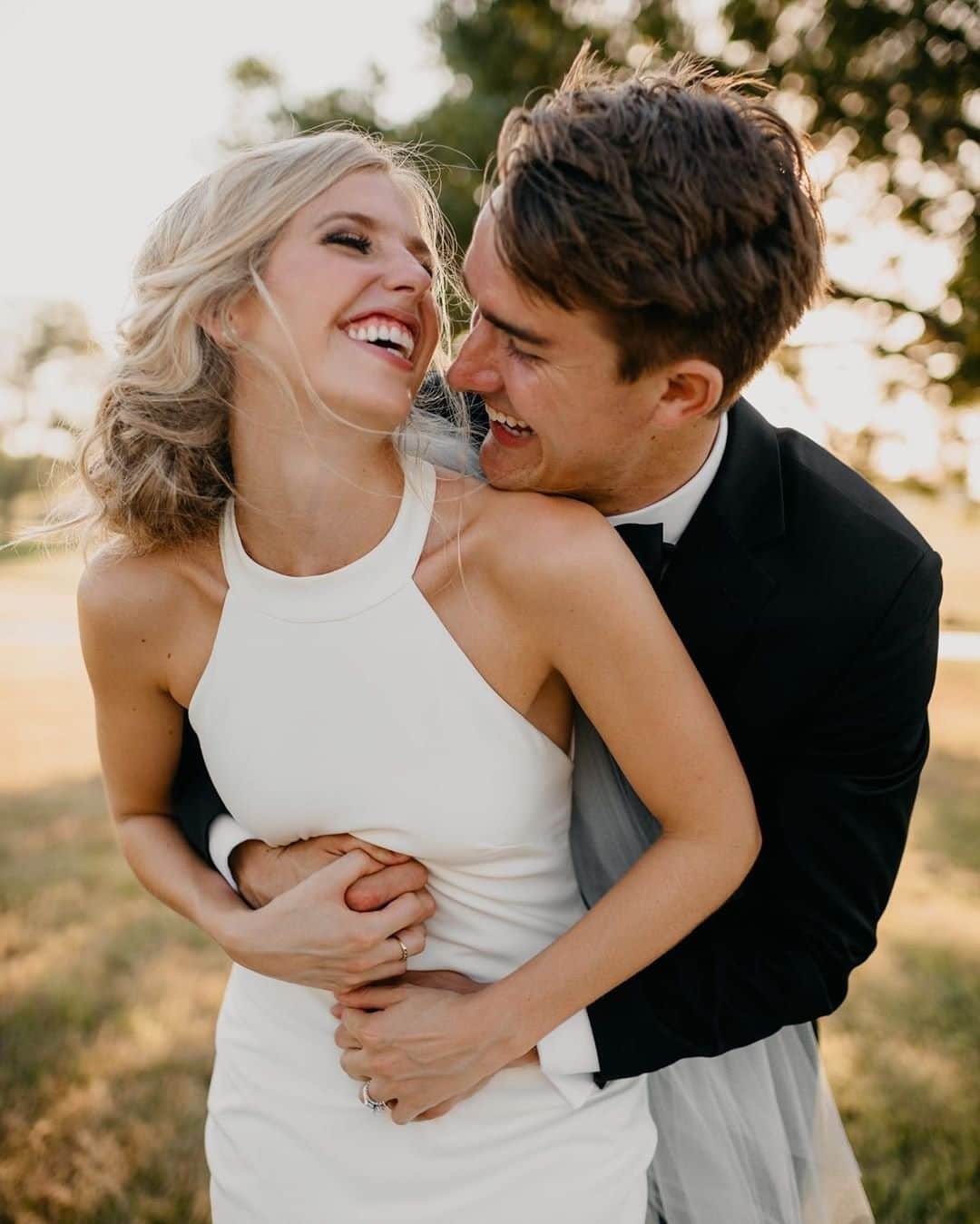 Bedroom diaryさんのインスタグラム写真 - (Bedroom diaryInstagram)「Here's to forever with you.❤️ 📷  @camera_shi 👰  @charlotte___mcdaniel」7月19日 7時43分 - purewowweddings
