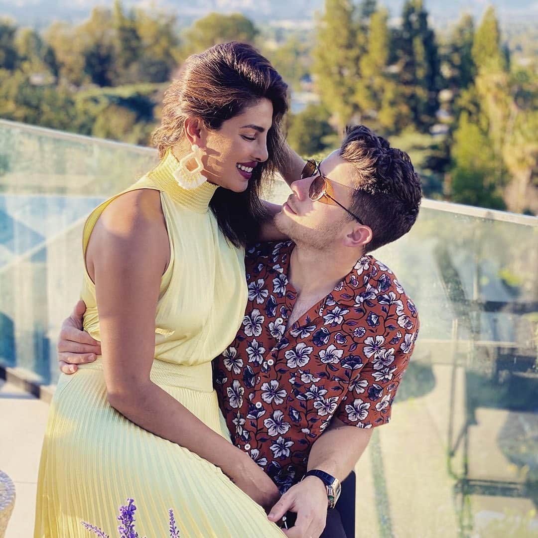 People Magazineさんのインスタグラム写真 - (People MagazineInstagram)「Happy birthday Priyanka Chopra! 💛 Nick Jonas dedicated a sweet post to his wife for her birthday: “I could stare into your eyes forever. I love you baby. You are the most thoughtful, caring and wonderful person I have ever met. I am so grateful we found one another. Happy birthday beautiful. 🎂" #Regram @nickjonas」7月19日 8時05分 - people