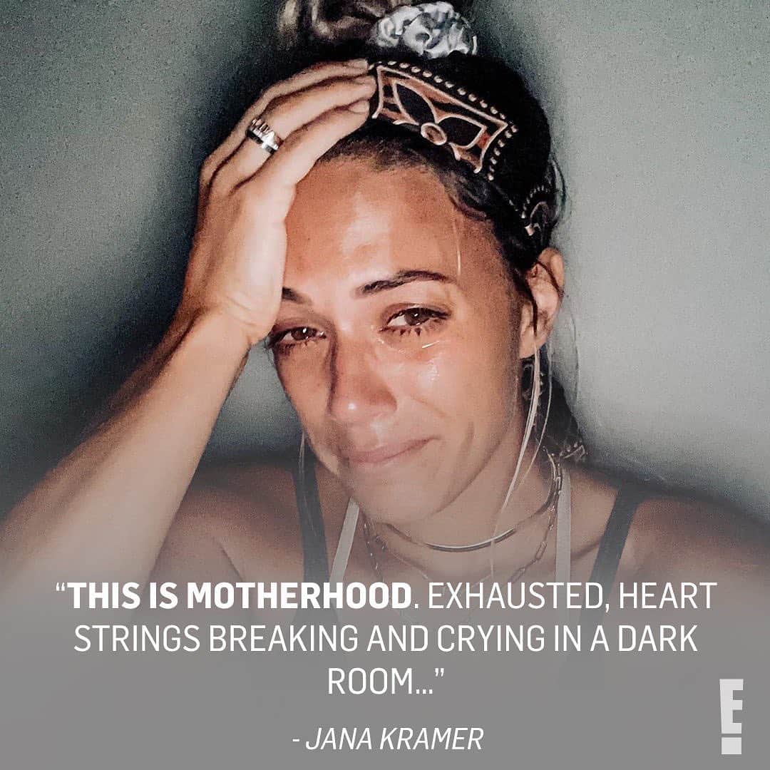 E! Onlineさんのインスタグラム写真 - (E! OnlineInstagram)「They say motherhood takes a village, and Jana Kramer reached out to hers with a raw and honest message.  Link in bio for the outpouring of support she received from other celeb moms. (📷:Instagram)」7月19日 8時04分 - enews