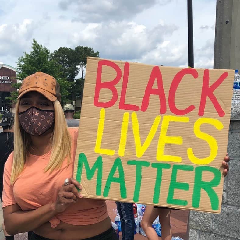 のインスタグラム：「You can’t silence me! Black Lives Matter! My Life Matters #bullies #fixyourwrong」