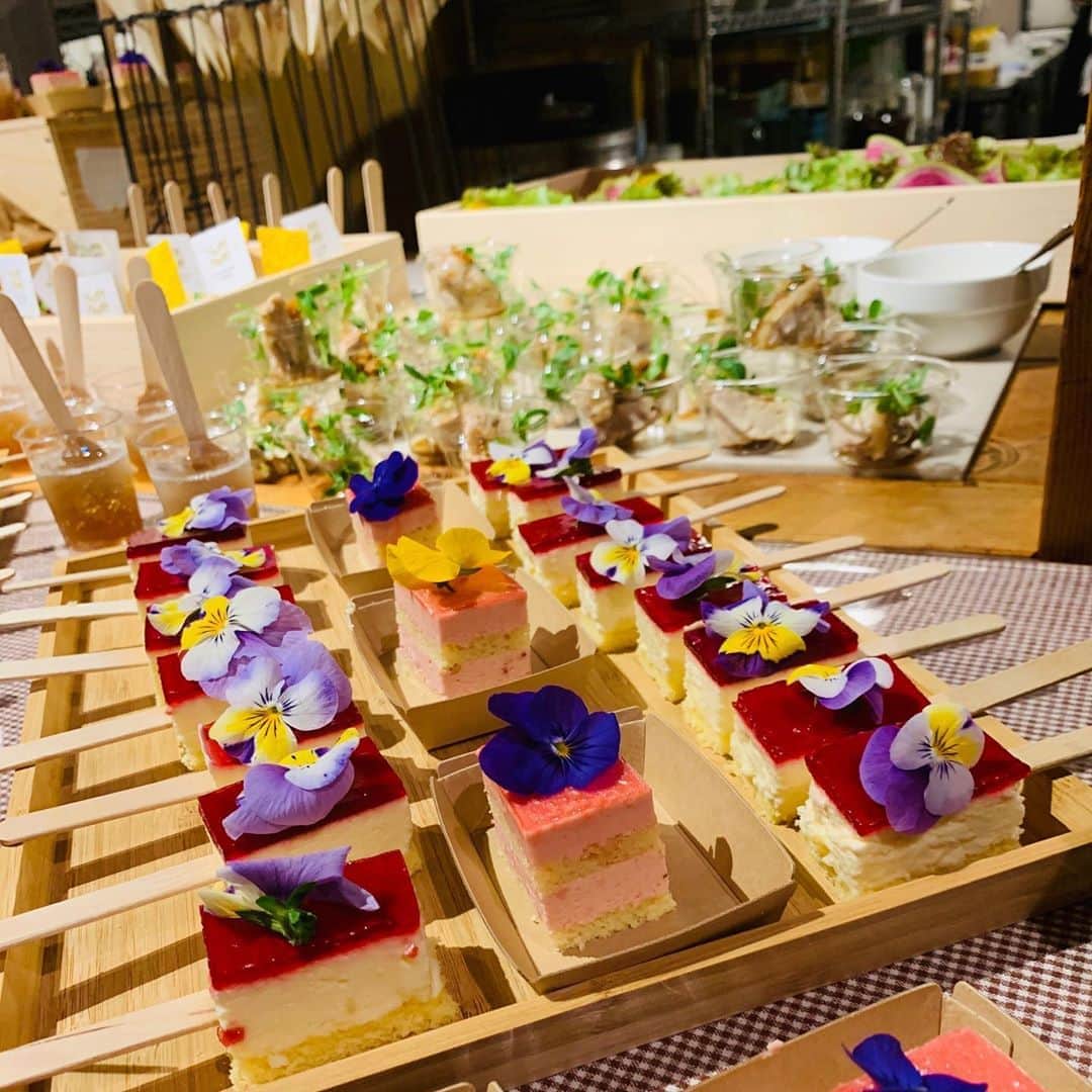 美波さおりのグルメインスタ