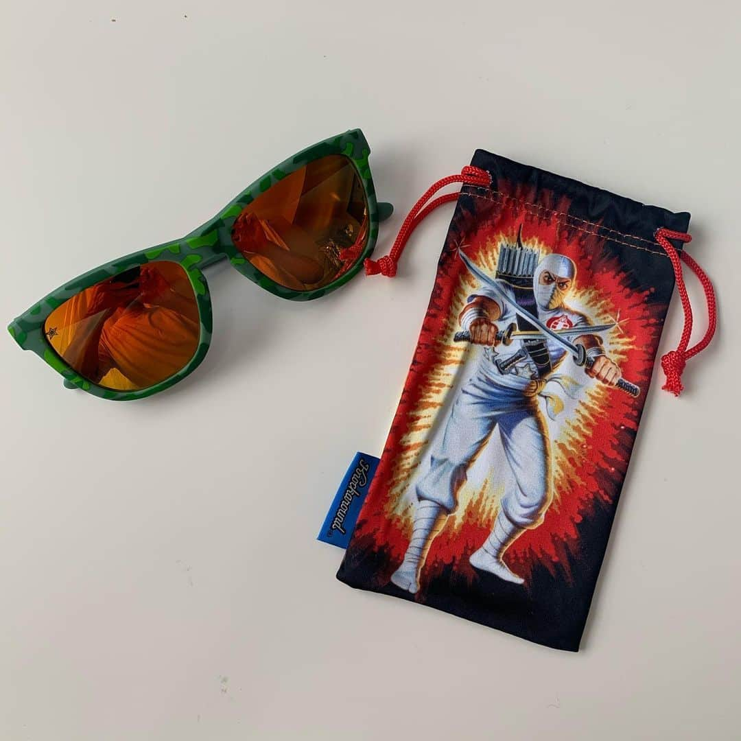 ブライス・ジョンソンさんのインスタグラム写真 - (ブライス・ジョンソンInstagram)「Just got my new @knockaround GIJoe sunglasses in the mail! Nerd Alert 🚨 🤓 I love GIJoe and the packaging on these shades are siiiiii👊🏼💎 #knockfan #gijoe #shades  🇺🇸 ...knowing is half the battle」7月19日 10時00分 - mrbrycejohnson