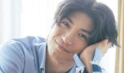 のインスタグラム：「三浦春馬さん みんないろいろな思いを抱えて 毎日生きている。 同い年ということもあって沢山のドラマや映画、音楽活動の姿も見させてきていただきました。 見る度に私も頑張ろうと思わせてくれていました。 本当に#三浦春馬 さん ありがとう。 #笑顔が人を幸せにする」