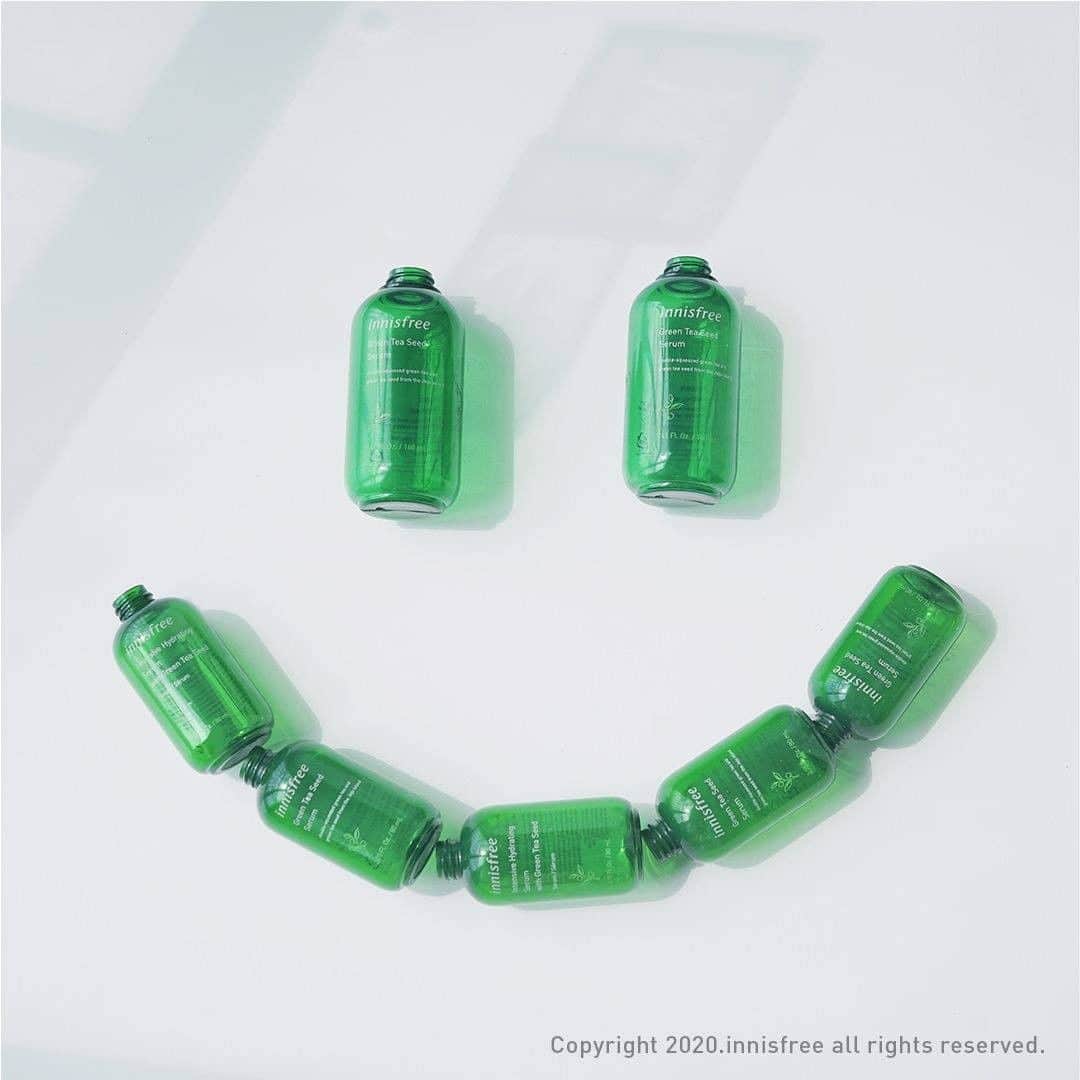イニスフリー | 日本公式さんのインスタグラム写真 - (イニスフリー | 日本公式Instagram)「ㅤㅤㅤㅤㅤㅤㅤ イニスフリーの使用済みのスキンケア容器は ㅤㅤㅤㅤㅤㅤㅤ 店舗でリサイクル♻💚 ㅤㅤㅤㅤㅤㅤㅤ ㅤㅤㅤㅤㅤㅤㅤ 📍 空き容器は1個につき50ポイント付与 ㅤㅤㅤㅤㅤㅤㅤ 📍 月に最大回5個まで回収OK ㅤㅤㅤㅤㅤㅤㅤ 📍 対象:スキンケア、ボディー、ヘア商品容器（ガラス瓶、プラスチック製）  地球にやさしい取り組みを一緒に🌎💛ㅤㅤㅤㅤㅤㅤ   #innisfreejapan #イニスフリー #チェジュ島 #自然の恵み #スキンケア #イニスフリースキンケア #韓国コスメ #グリーンティーシードセラム #リサイクル #空き容器回収 #エコ #sdgs」7月19日 11時00分 - innisfreejapan