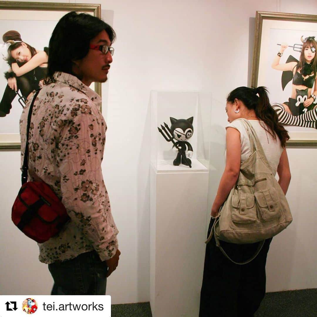 Julie Wataiさんのインスタグラム写真 - (Julie WataiInstagram)「#Repost @tei.artworks with @get_repost ・・・ "Devil's sweet smile" @pixie 11 May 2007 - 3 Jun 2007 Taipei/Taiwan  #art #artist #tei #exhibition #comicstyle #taipei #pixie #devil #julie #photo #painting #figure」7月19日 11時45分 - juliewatai