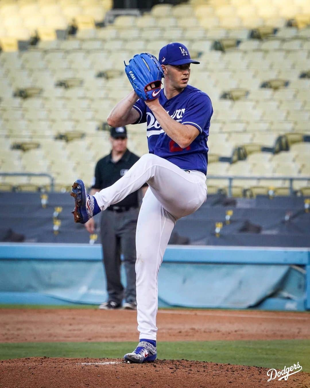 Los Angeles Dodgersさんのインスタグラム写真 - (Los Angeles DodgersInstagram)「One day closer to Opening Day.⁣ ⁣ Take a look at some of our favorite photos from Summer Camp.」7月19日 12時51分 - dodgers