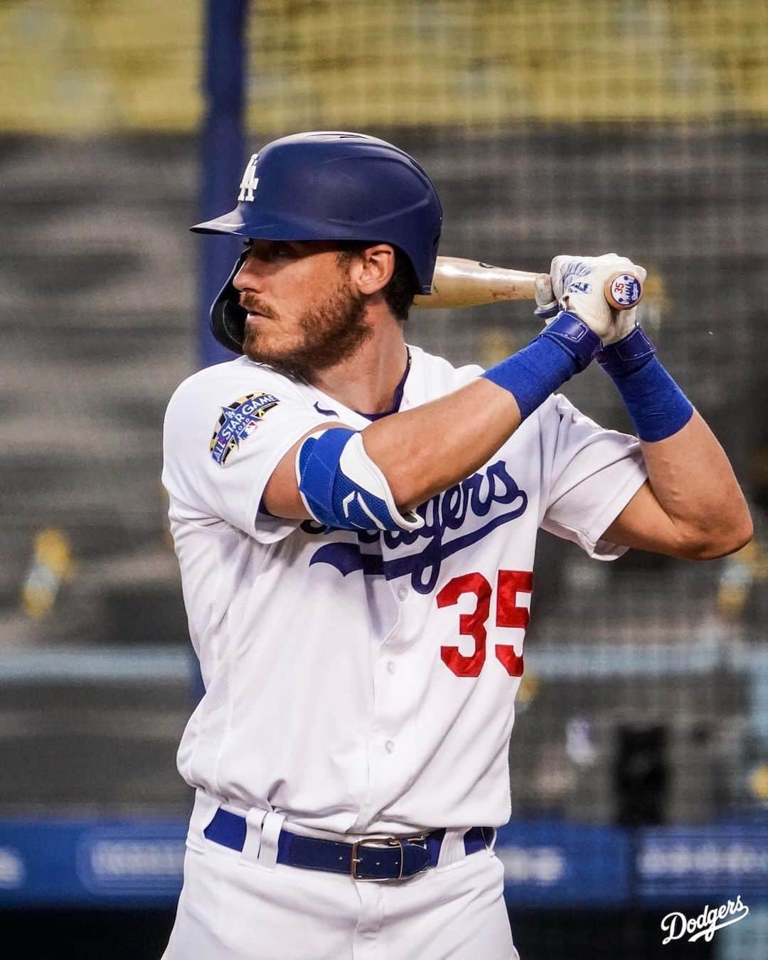 Los Angeles Dodgersさんのインスタグラム写真 - (Los Angeles DodgersInstagram)「One day closer to Opening Day.⁣ ⁣ Take a look at some of our favorite photos from Summer Camp.」7月19日 12時51分 - dodgers