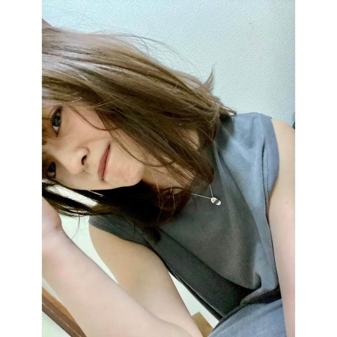 田中珠里さんのインスタグラム写真 - (田中珠里Instagram)「お母さんに似てるらし🤔🤔 #たなかしゅり」7月19日 12時59分 - shuritanaka_official