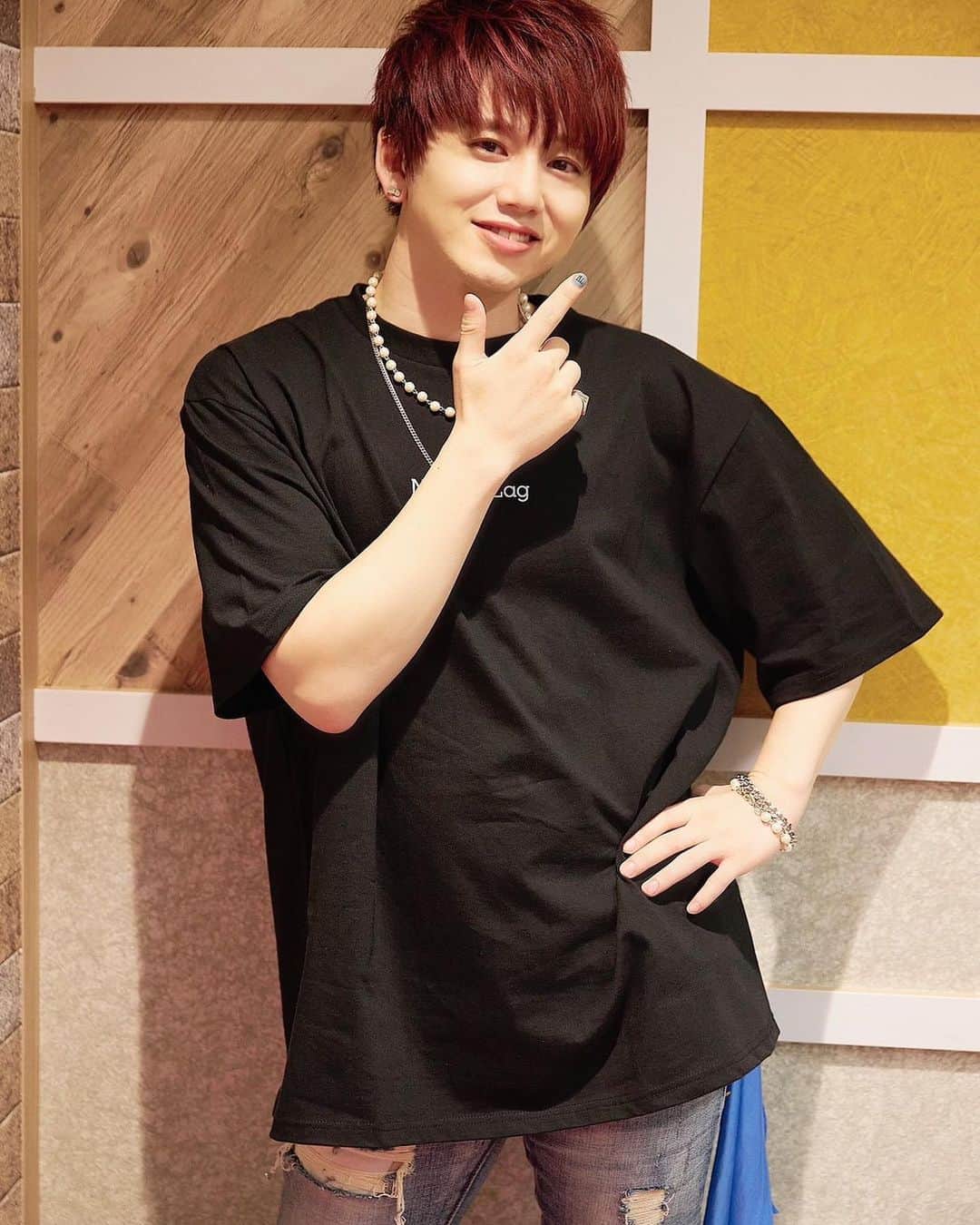 花村想太のインスタグラム：「「JUNON 9月号」7/20(月)発売！  6/29にOPENREC.tvにて開催した初のオンラインライブツアー 『Natural Lag Online Live Tour 2020』当日の様子を密着取材して頂きました！  是非チェックしてください。  @junon_jp  #JUNON9月号 #Natural_Lag #ナチュラグ」
