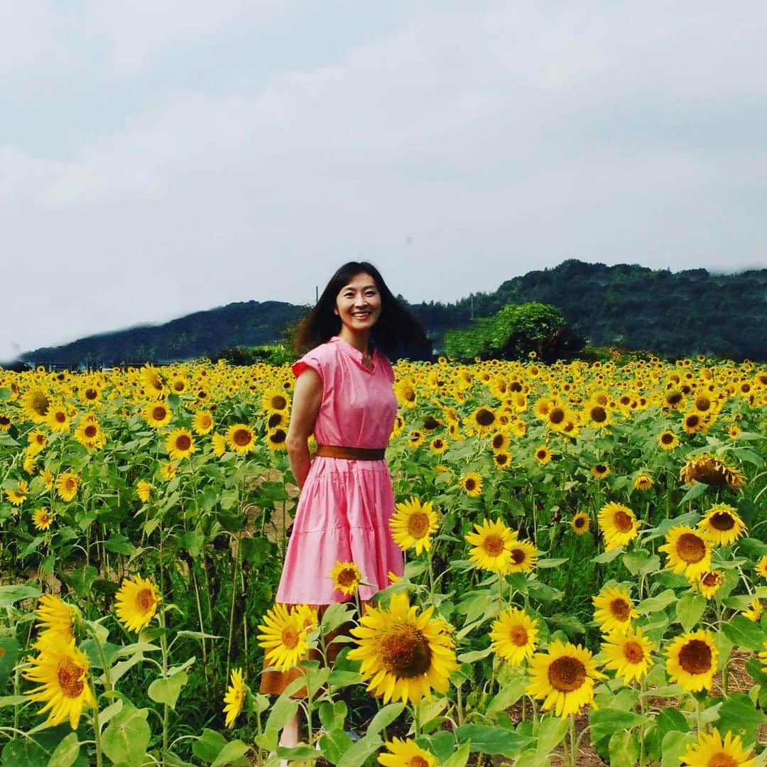 きよこさんのインスタグラム写真 - (きよこInstagram)「☺︎ 誰もが 毎日安心して暮らし おともだちと楽しく笑い 家族と笑顔でい ...