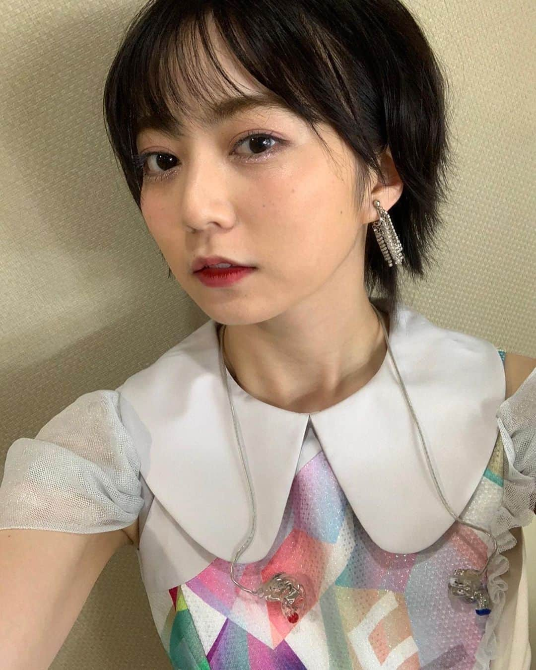 安本彩花さんのインスタグラム写真 - (安本彩花Instagram)「ㅤㅤㅤ ㅤㅤㅤ#自撮りは連写しがち」8月17日 16時22分 - yasumoto_ayaka_official