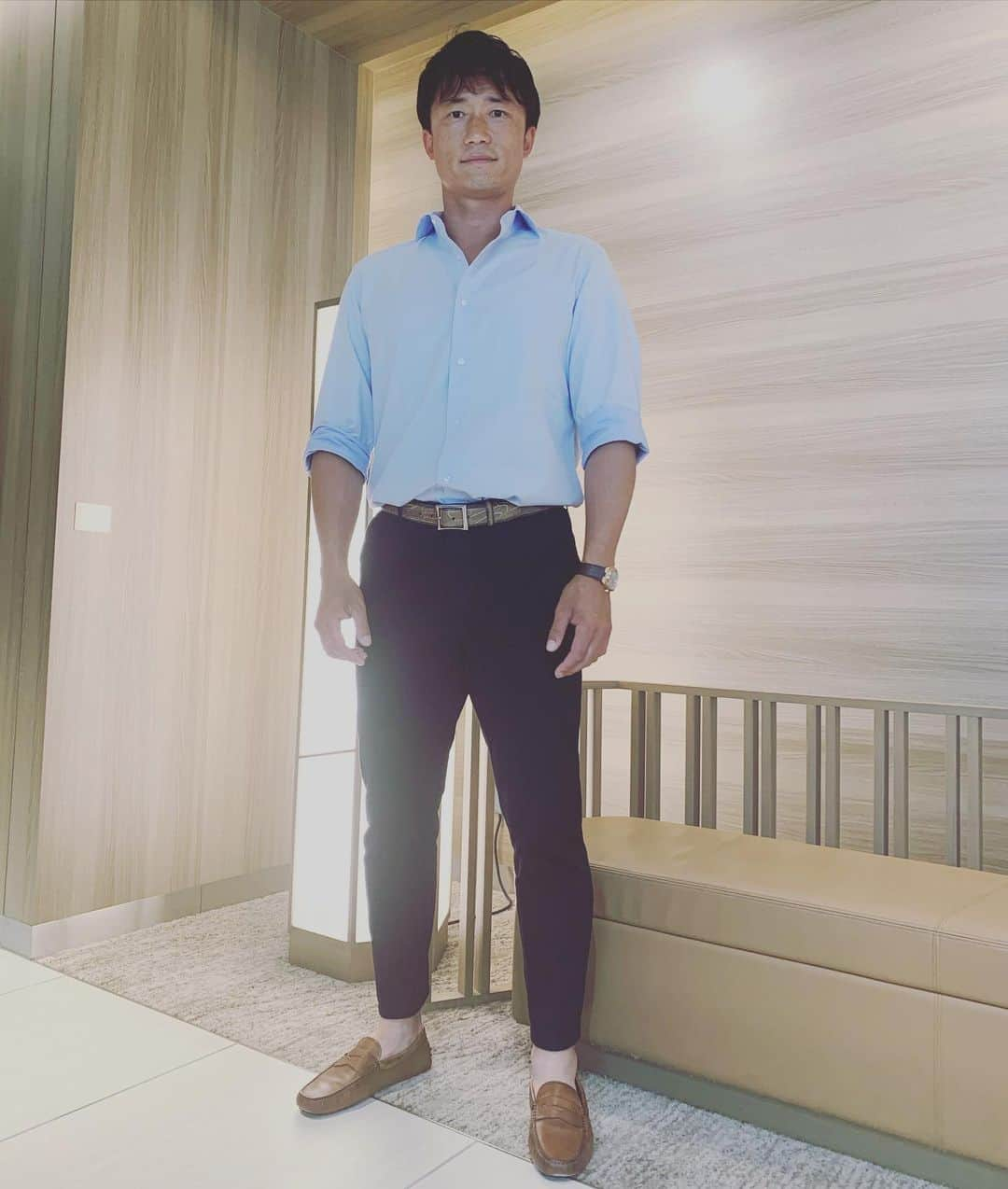 新井良太さんのインスタグラム写真 - (新井良太Instagram)「昨日は誕生日でした。 チームメイトやスタッフの皆んなにも祝っていただき最高に幸せでした！  ファンの皆様からのお祝いメッセージ、プレゼントありがとうございました！  めちゃくちゃ暑いですが、皆様も体調崩さないように気をつけて下さい✌️」8月17日 16時59分 - ryota.arai_official