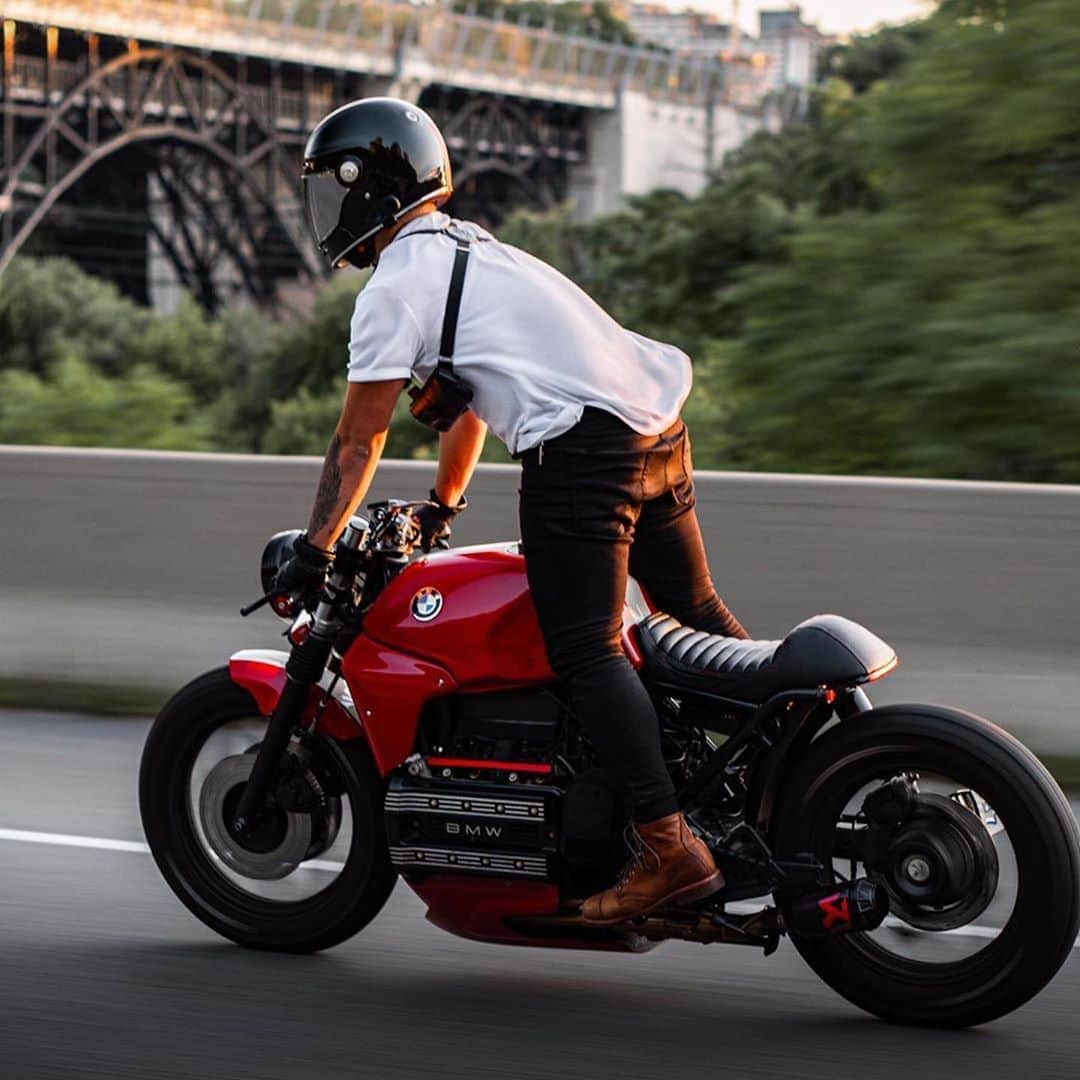 epidemic_motorsさんのインスタグラム写真 - (epidemic_motorsInstagram)「RED and RAD @johnverds  Ride alone, til the right one comes along.  . . 📸: @tek9.exe  . . #johnverderphotography #bmwk100 #bmwcaferacer #bmwracer #bmwk100rs #theshedmc #triumphbonneville #triumphkiller  #torontobmwk100 #bmwk100toronto #caferider #caferacertoronto #fujixpro2 #fuji56mm #fujiprime #cafebikes #Scramblerbike #triumphbonneville #hondacb750 #hondacafe #hondacaferacer #indiancafe #cafe4racer #caferacer #streetphotography #caferacers #cafebike #cafemotorcycle #gpbikes #damn」8月17日 16時55分 - epidemic_motors