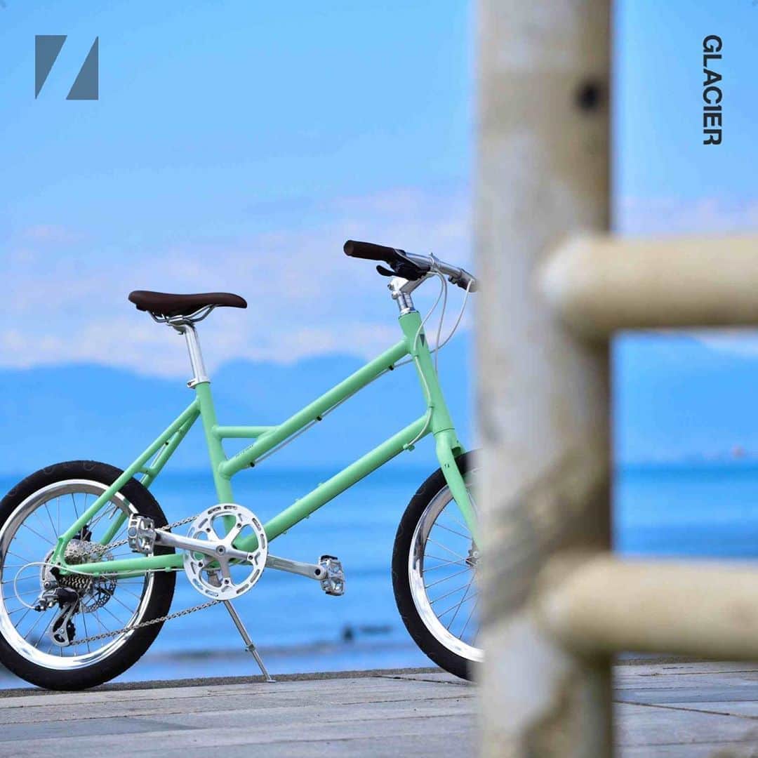 RITEWAY -Official Instagram-さんのインスタグラム写真 - (RITEWAY -Official Instagram-Instagram)「GLACIER~ワイドタイヤとディスクブレーキ装備のタフなミニベロ。⁠⠀ ——————————⁠⠀ #GLACIER⁠⠀ #グレイシア⁠⠀ #riteway⁠⠀ #ライトウェイ⁠⠀ #自転車⁠⠀ #自転車通勤⁠⠀ #自転車通学⁠⠀ #自転車女子⁠⠀ #ロードバイク ⁠⠀ #自転車のある生活⁠⠀ #自転車旅⁠⠀ #サイクリング ⁠⠀ #クロスバイク⁠⠀ #ミニベロ」8月17日 17時03分 - riteway_bike