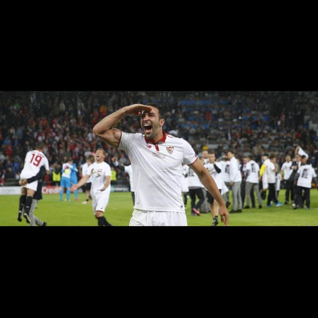 アディル・ラミのインスタグラム：「@sevillafc en Final @europaleague 💪🏽 ... je vois Seville gagner 1 fois de plus cette compétition , con su mejor aficionados de España 🇪🇸 #vamosmisevilla ❤️ / Dicen que nunca nos rendimos / ⚽️... vos pronostic ? 👂」