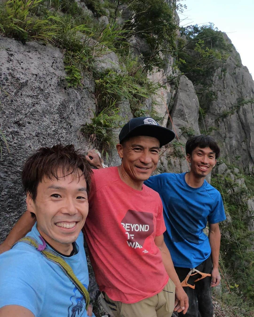 平山ユージさんのインスタグラム写真 - (平山ユージInstagram)「熱い二子山⛰🔥 夏でもコンディションは行ける。 リボルト&開拓進行中🌈 2ヵ月半後には新しくなった西岳をお披露目できる🙌🏻🙌🏻✨✨楽しみにしていてね😆😆  Hot Futakoyama ⛰🔥  The condition can go even in summer.  Replacing the bolts & opening more new routes are in progress 🌈  Two and a half months later we can show off the new Nishidake 🙌🏻🙌🏻✨✨ Looking forward to it😆😆 @oganoclimbing  @thenorthfacejp  @beal.official  @blackdiamond  @climbskinspain  @climbparkbasecamp  @basecamponlineshop  @boulderpark_basecamp  @basecamptokyo  @basecamp.import #小鹿野町観光大使 #ローカルエリア #drivelessclimbmore #ecological #oganoic #小鹿野クライミング委員会」8月17日 8時39分 - yuji_hirayama_stonerider