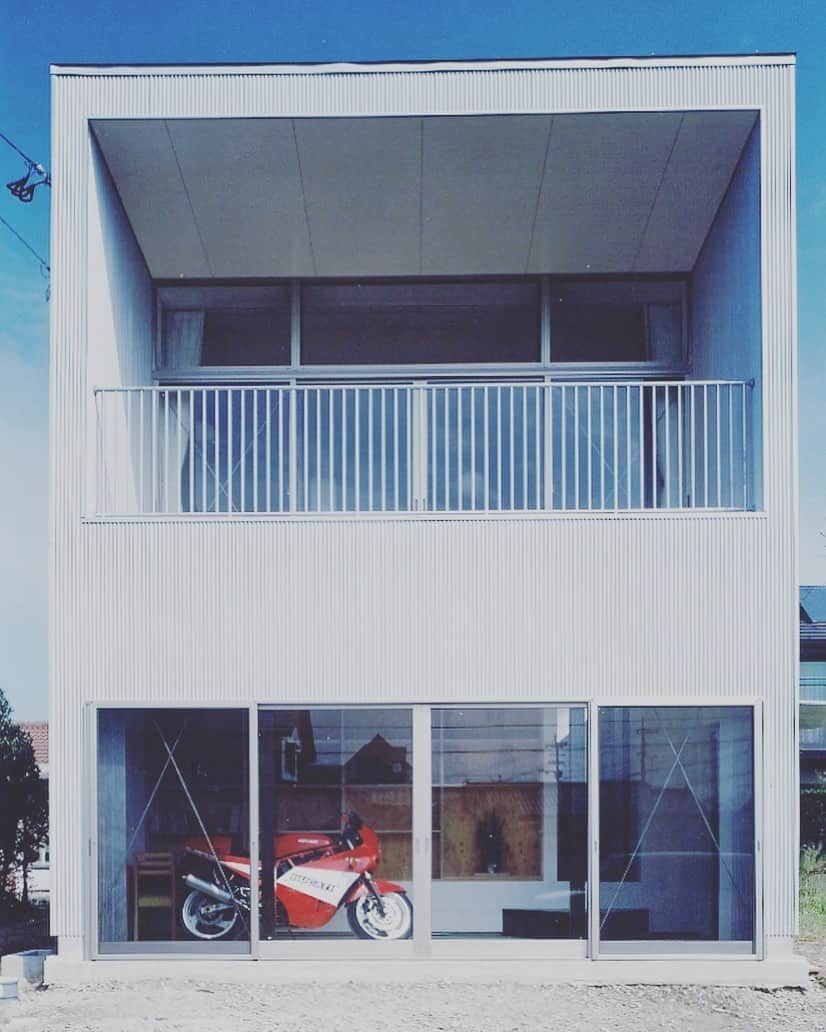 のインスタグラム：「ABENE/住宅/宮崎県宮崎市/2004年竣工  #cogite #コギト #住宅  #ドゥカティ #ducati  #設計事務所 #建築設計事務所 #宮崎県の設計事務所 #house #home #家づくり #architecture」