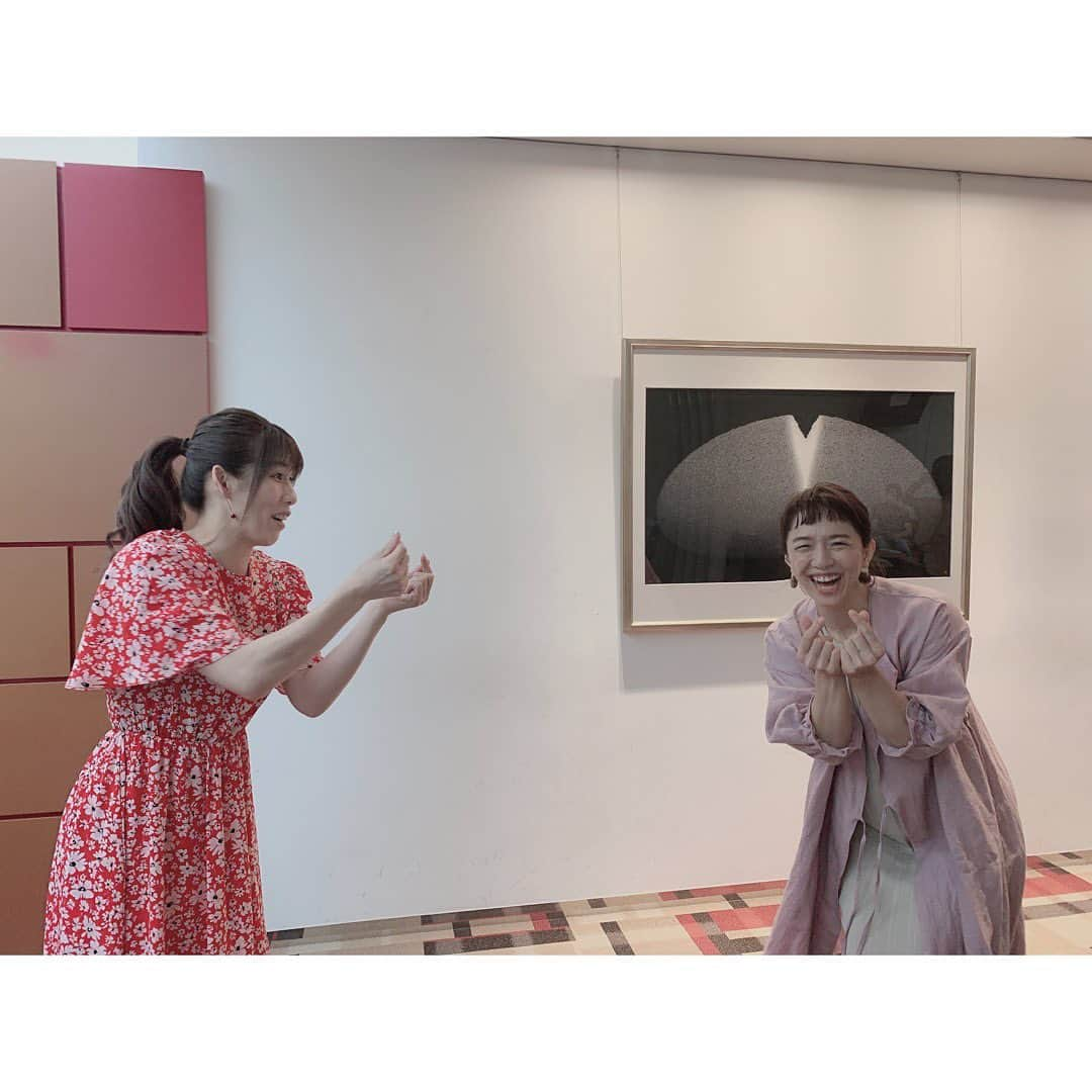 吉田沙保里さんのインスタグラム写真 - (吉田沙保里Instagram)「いつでも周りに気配り、心配りを忘れない本当に心優しいレスリングの先輩、浜ちゃん😘 そんな浜ちゃんがこの番組に…❤️ ドキドキ💓しながら見届けました😆 はじめまして わたしを好きなひと♡  日本テレビ系  8/18（火）夜 11:59～ お時間ある方、ぜひ観てくださいね🥰  #はじめましてわたしを好きなひと #浜口京子 #この番組大好き」8月17日 10時02分 - saori___yoshida