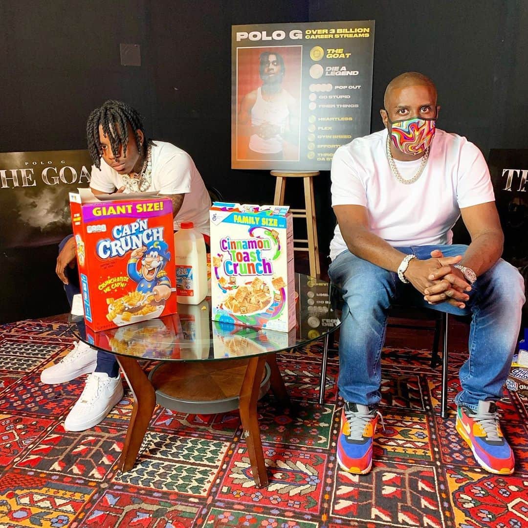 ファンクマスター・フレックスのインスタグラム：「NEW SERIES! #WeAboutThatCerealBruh !!!! Pow!!! @youtube / FunkFlex!!! @polo.capalot is crazy!!!! Lyor/kelly I might have something!! I had an amazing time today!!! WHATS YOUR FAVORITE CEREAL MAN????? #WeAboutThatCerealBruh   Artist: @polo.capalot  Label: @columbiarecords  Location: @paramountpics  Producer: @tatwza  🎥 @willdrey  Cereal: @kelloggsfrostedflakes    @generalmillscereal    @quaker  Diarrhea Prevention: @lactaid / @tumsofficial / @peptobismol_us  Cookies: @chipsahoy  Water: @aquahydrate  Sounds: @jblaudio  Transportation: @generalmotors  Mask: @enduredesigns  Liquor: @ciroc  Flex Jewlery: @tajiadiamonds  Sneakers: @nike Sanitizer: @gunitbrands / @50cent Barber: @fade2famous  #WeAboutThatCerealBruh  #facemask」