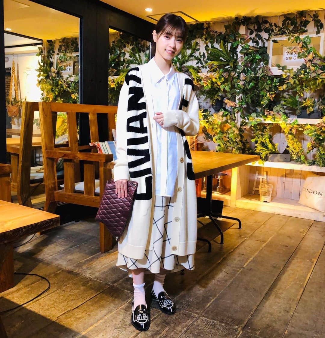 関西テレビ グータンヌーボ2 さんのインスタグラム写真 関西テレビ グータンヌーボ2 Instagram ファッション 先日放送された グータンヌーボ2 の ファッション をご紹介します 西野七瀬 さん カーディガン スカート