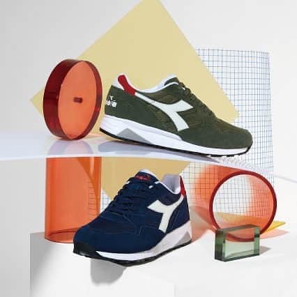 のインスタグラム：「. 【diadora NEW PRODUCT INFORMATION】 . "n902 s" . n9002のデザインをオマージュしたスニーカーn902s。 アッパーはナイロン素材とスウェード素材を採用し安定性に優れたアウトソール形状により快適な履き心地を実現。 diadora sportswearコレクションの中でも定番アイテムとして不動の人気を誇ります。 . #diadora #diadorasportswear #n902 #makeitbright #sneakers #ディアドラ #ディアドラスポーツウェア #スニーカー」