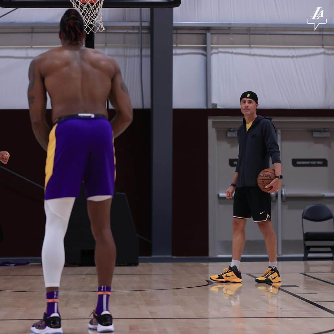 Los Angeles Lakersさんのインスタグラム写真 - (Los Angeles LakersInstagram)「‪Rob Pelinka Appreciation Post #LakeShow ‬」8月17日 12時01分 - lakers