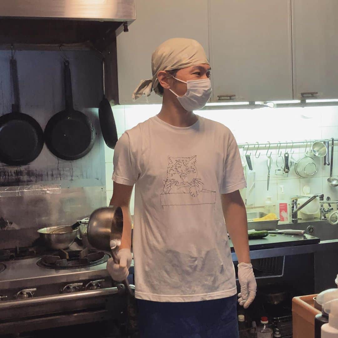 外山輝信のグルメインスタ