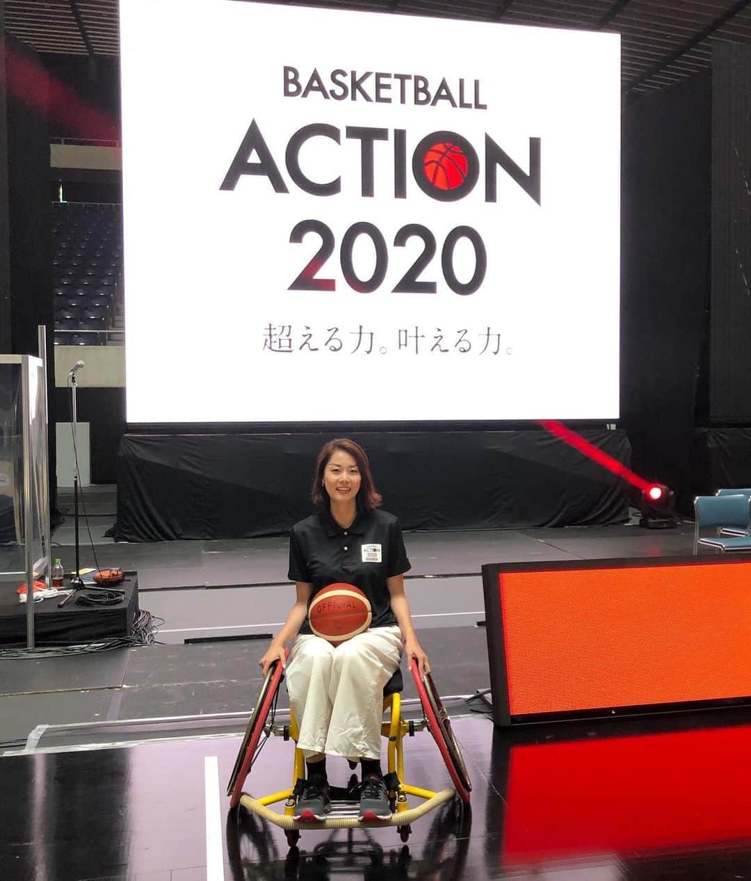 のインスタグラム：「本当に幸せな時間でした✨ 当たり前が当たり前に出来ない今、 選手、スタッフ、ファンの皆さんの笑顔が何より力になりました！ そして、バスケットへの愛情を再確認🌈 ・ 本来なら沢山の方々にお越し頂いてご覧になって頂きたかったのですが、今回はコロナウイルス🦠の関係で今回は配信のみとなってしまいました。 ・ しかし、協会はじめ沢山の方々のご協力により、このような状況で開催出来た事は、本当に素晴らしい事だと思いますし、感謝してもしきれません😌 このイベントは、これからのバスケット界の未来にとってとても大きな事だったのではないかと思います‼️ ・ これから更に車いすバスケットも3×3も5人制も各競技が男女共手を取り合ってみんなで盛り上げていきたいですね🌈 ・ 次回は、車いすバスケットの試合も観たいです😋 ・ 皆さま本当にお疲れ様でした🙏 ・ #超える力叶える力  #バスケットで日本を元気に #日本一丸」
