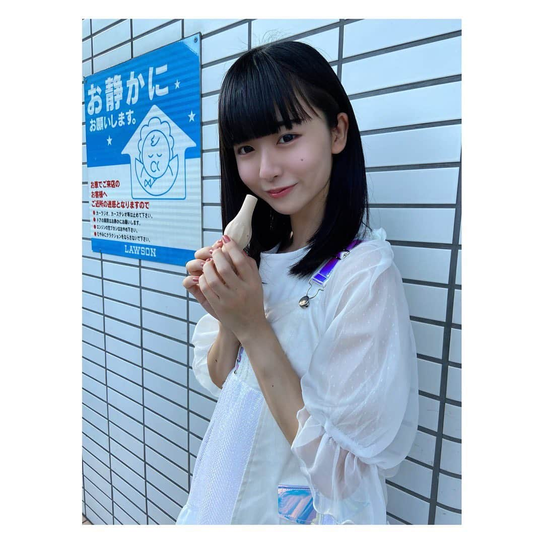 橋本美桜さんのインスタグラム写真 - (橋本美桜Instagram)「昨日のライブ前にみんなでパピコ食べました🍨」8月17日 13時25分 - mio_ebichan