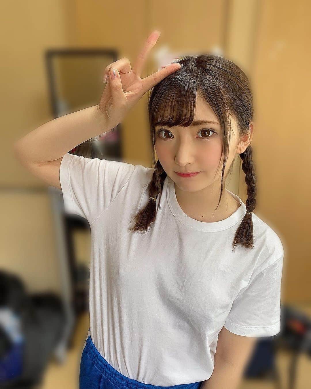 里仲ゆいさんのインスタグラム写真 - (里仲ゆいInstagram)「体操服はin派です♥️」8月17日 14時57分 - __hinachannn
