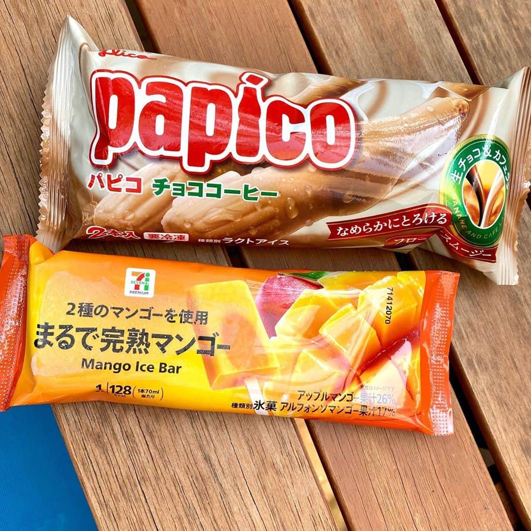 江口寿史のインスタグラム：「落ち込んだりもするけれど、とりあえずこの２つがあればわたしは元気です。 （差し入れはこれでお願いします。コラ）」