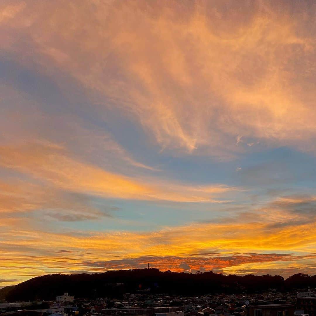 クボタマサヒコのインスタグラム：「#sunset #magichour」
