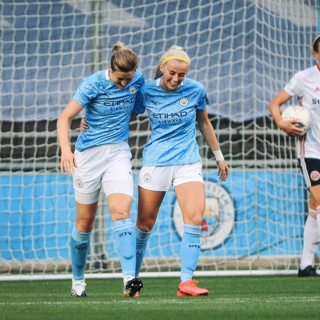 マンチェスター・シティFCさんのインスタグラム写真 - (マンチェスター・シティFCInstagram)「Preparations for the season continued yesterday with a 6-0 win against @sufc_women 🔥🔥 #mancity」8月13日 19時17分 - mancity