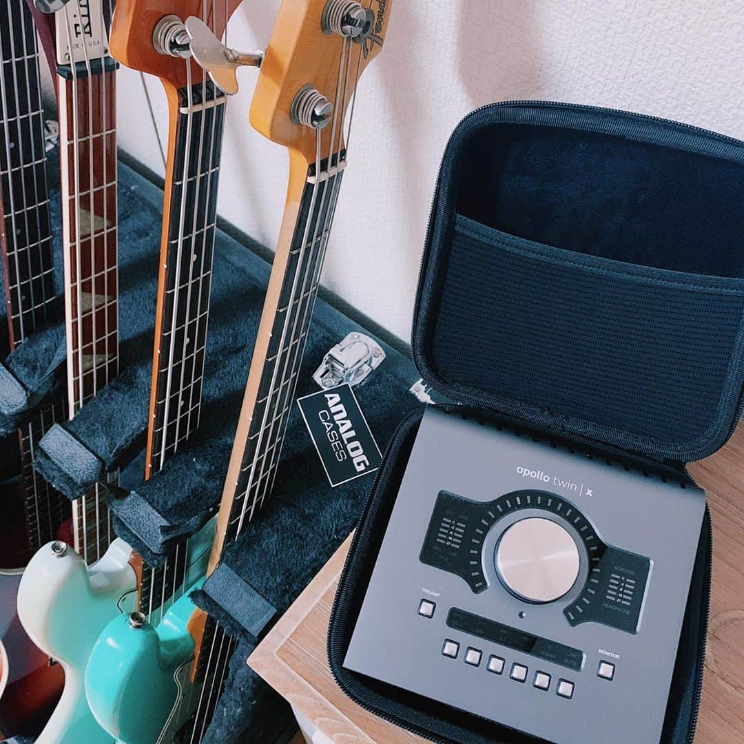 SHIZUKAさんのインスタグラム写真 - (SHIZUKAInstagram)「. Apolloが入るケース🙌 I can take this anywhere. Thank you🖤」8月13日 19時48分 - shizuka_bassplayer