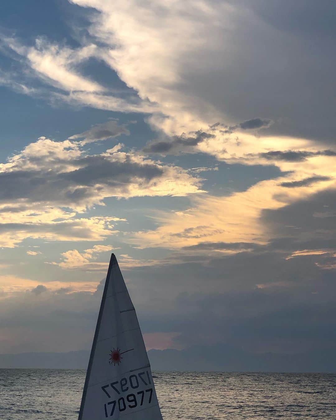 石丸乃晏さんのインスタグラム写真 - (石丸乃晏Instagram)「I was very refreshed by taking in the natural air in my body🥰🌿🧚🏻🐠⛵️💦 海はいつも通り美しく心地の良い風が吹いていていました。気分転換ができて良かった〜😌💕」8月13日 19時59分 - noan_ishimaru