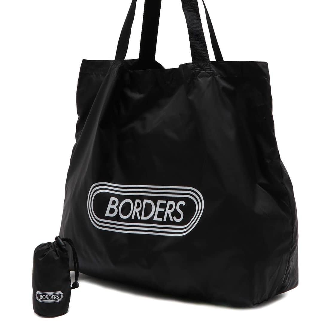 BORDERS at BALCONYさんのインスタグラム写真 - (BORDERS at BALCONYInstagram)「BORDERSからエコバッグが新登場です！⁠⠀ ⁠⠀ お買い物やサブバッグとして便利な軽くて大きなエコバッグは、容量たっぷりなのにととてもコンパクトに持ち運べます。⁠⠀ ⁠⠀ ⁠⠀ バッグの中にしのばせて、いつでも必要な時に活躍します！⁠⠀ カラーは4色展開。⁠⠀ ブラック/ホワイト/イエロー/ブルー⁠⠀ ⁠⠀ モノトーンも、元気の出るビタミンカラーも、、⁠⠀ 何色も揃えたくなるカラー展開です。⁠⠀ ⁠⠀ 17日（月）公式オンラインストア⁠⠀ 19日（水）ISETAN SALONE、イセタン羽田ストア⁠⠀ ⁠⠀ にて発売開始です。⁠⠀ どうぞお楽しみに🙌！！！  #bordersatbalcony #ボーダーズアットバルコニー #ボーダーズ #BORDERS #柴田陽子 #yokoshibata⁠⠀⠀⠀ #newcollection  #instagood #musthave #fashionpoast #japanesefashion #newcollections  #ecobag #エコバッグ」8月13日 20時02分 - bordersatbalcony_official