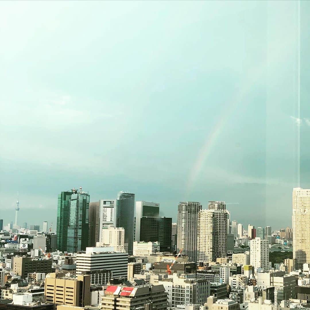 ミズノマリさんのインスタグラム写真 - (ミズノマリInstagram)「雷雨からの虹🌈」8月13日 20時10分 - mari_mizuno