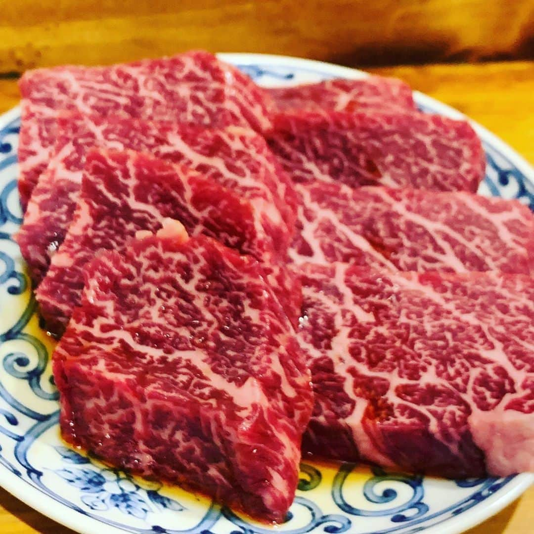 金村義明さんのインスタグラム写真 - (金村義明Instagram)「次男坊と焼肉！ からのいしはらさん！ 友達と飲みに行きよった！ 奥様のお土産持って帰って即寝やな！」8月13日 20時21分 - yoshiaki_kanemura